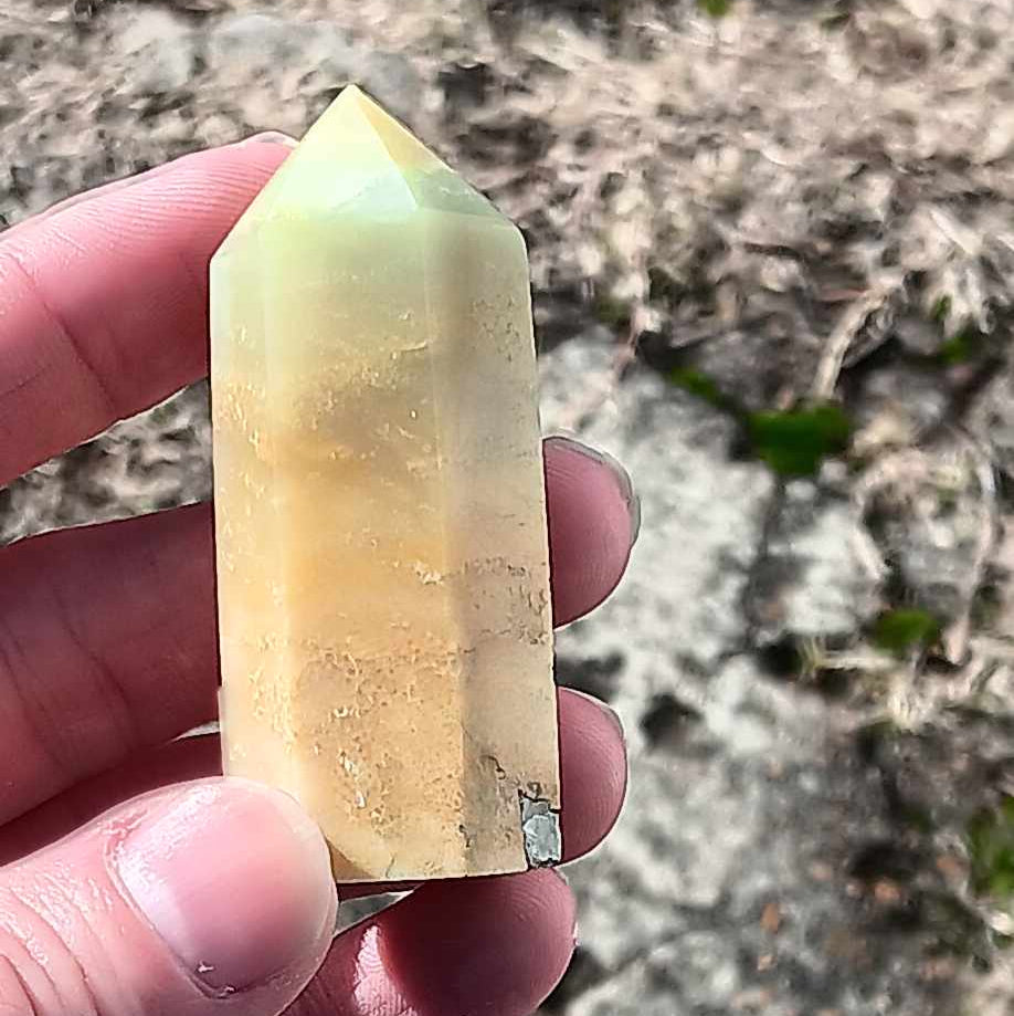 Obelisk: Caribbean Calcite Khaki/Light Green 2.75 Inches