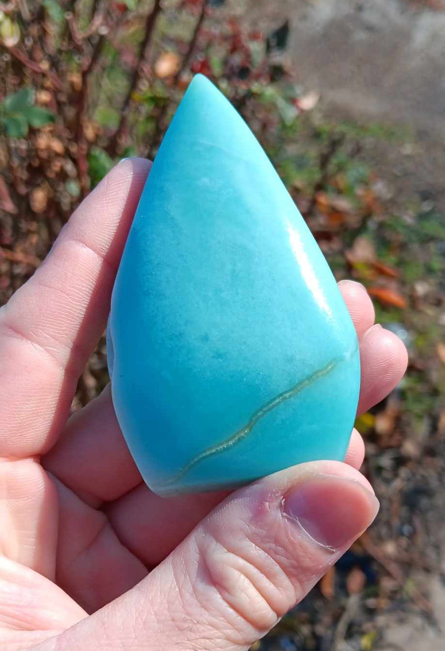 Carving: Caribbean Calcite Deep Blue Tear Drop Carving 3.5 Inches
