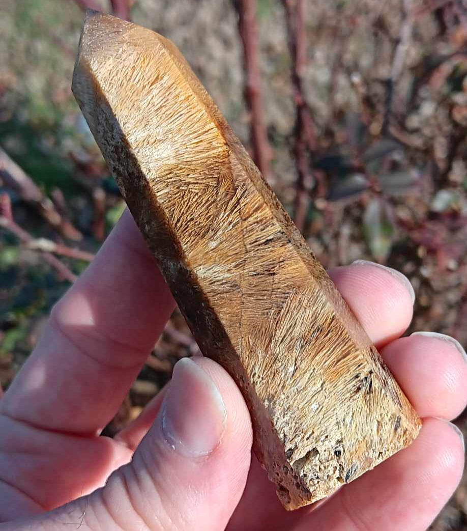Obelisk: Golden Rutilated Quartz 3.75 Inches