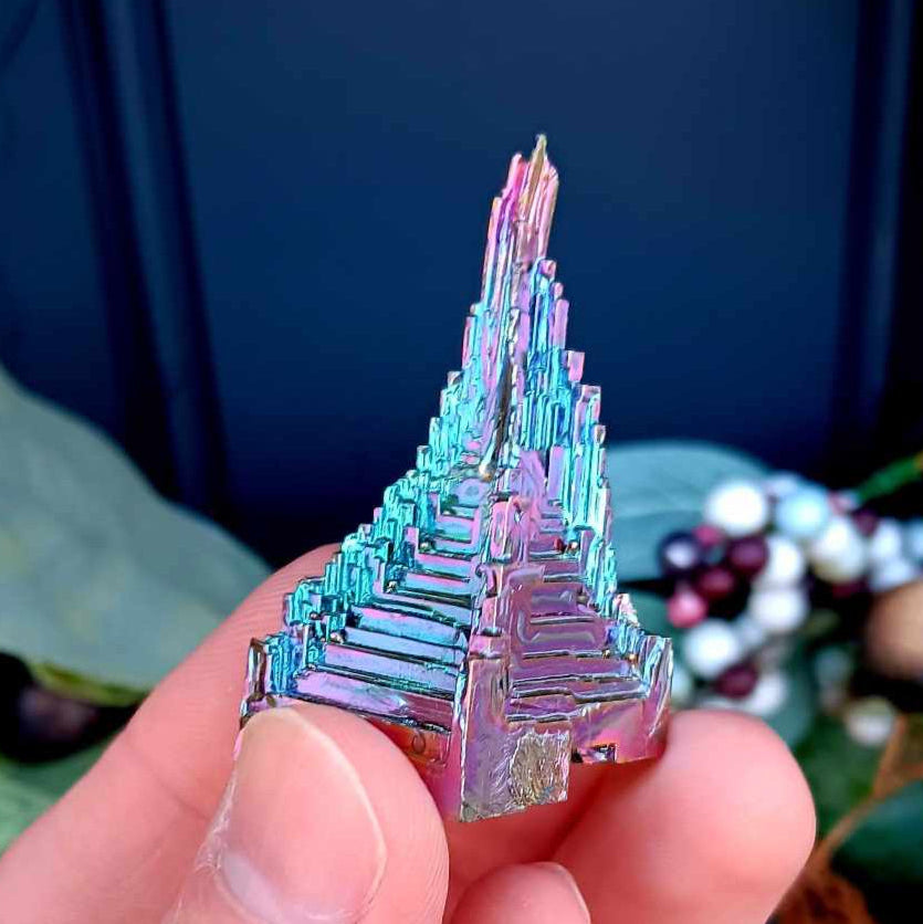 Brand New: Bismuth Titanium Wide Alien Staircase 2 Inches