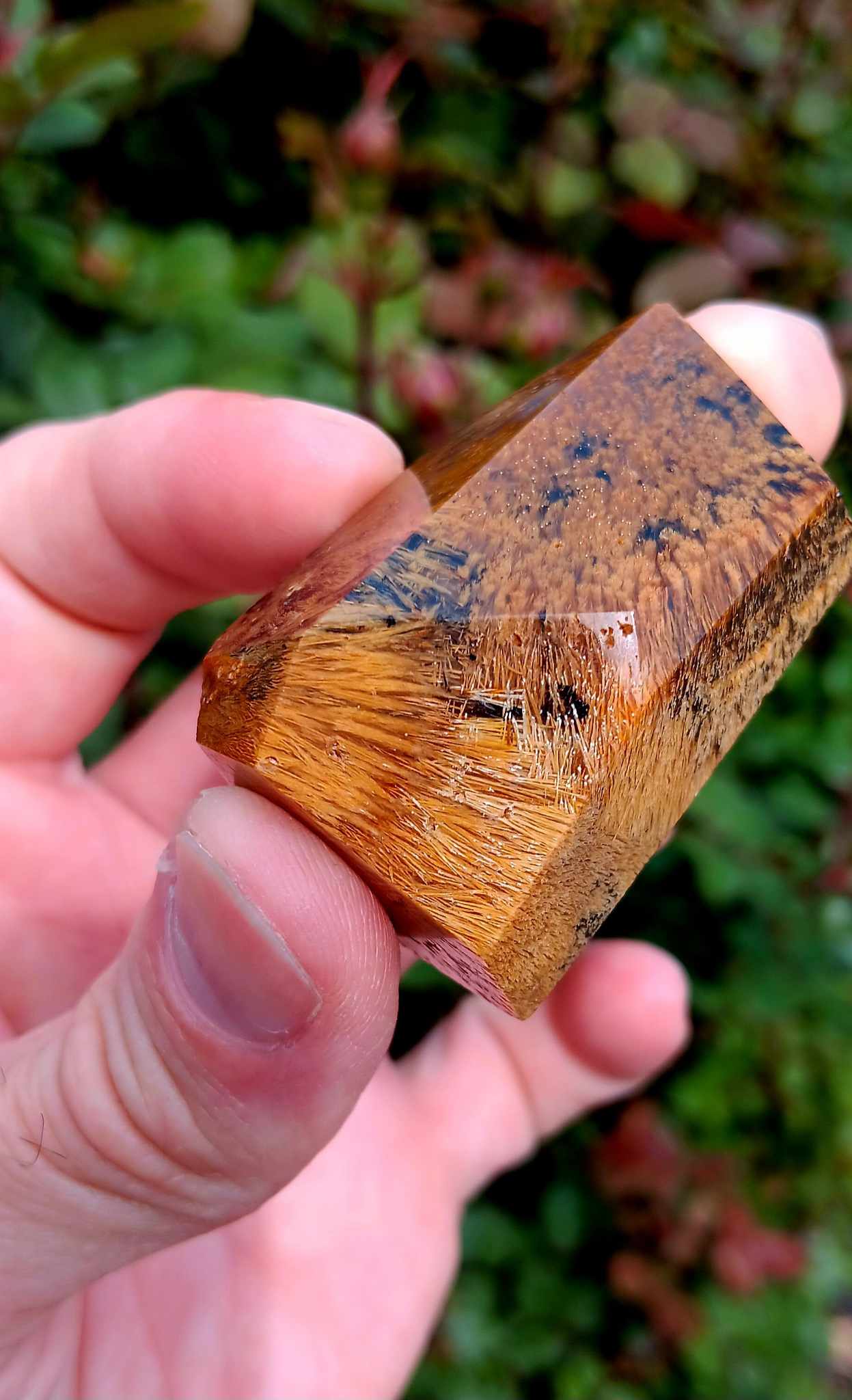 Carving/Freeform: Golden Rutilated Quartz Polished