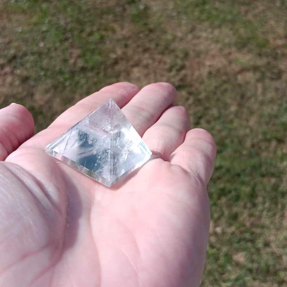 Pyramid: Clear Quartz