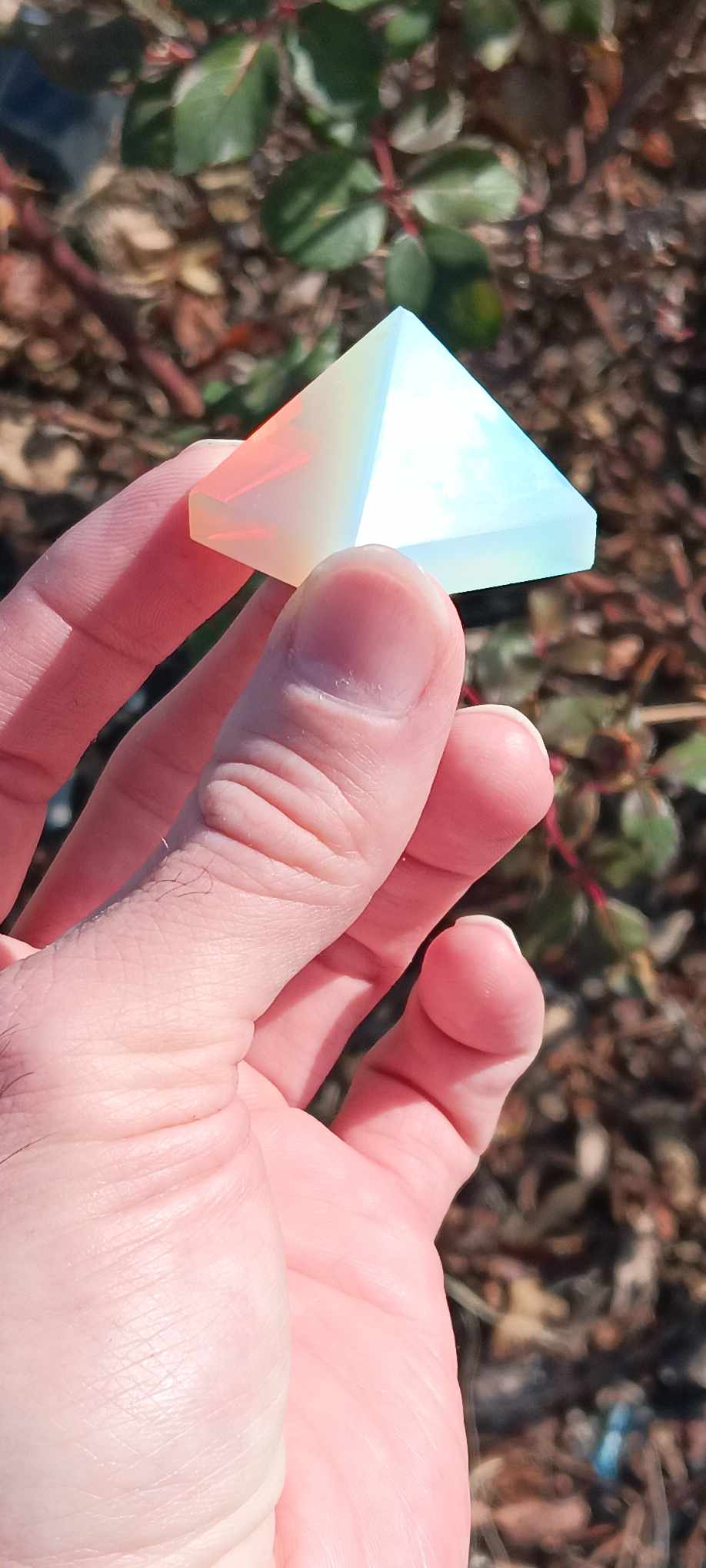 Pyramid: Opalite Frosty Orange Flash