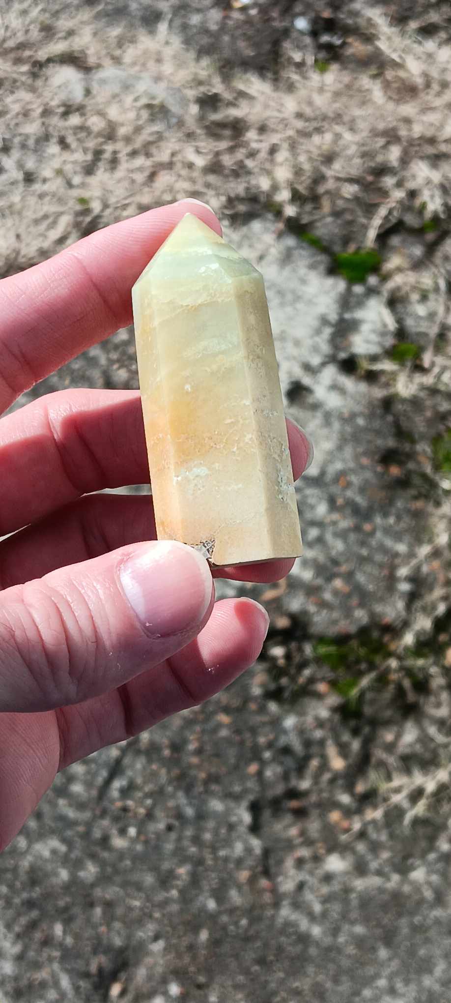 Obelisk: Caribbean Calcite Khaki/Light Green 2.75 Inches