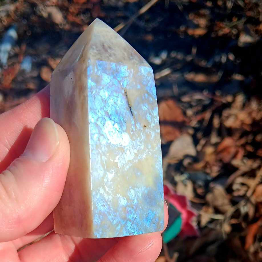 Obelisk: Moonstone Bright Blue Flash 3 Inches