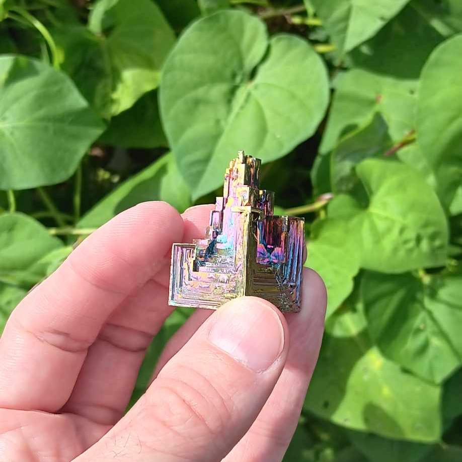 Brand New Obelisk: Bismuth 1.5 inches